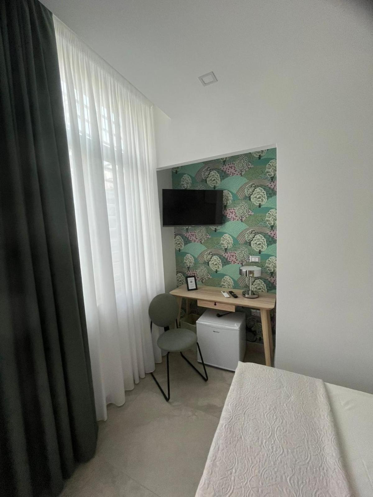 Domus Cervantes Apartment Napoli Ngoại thất bức ảnh