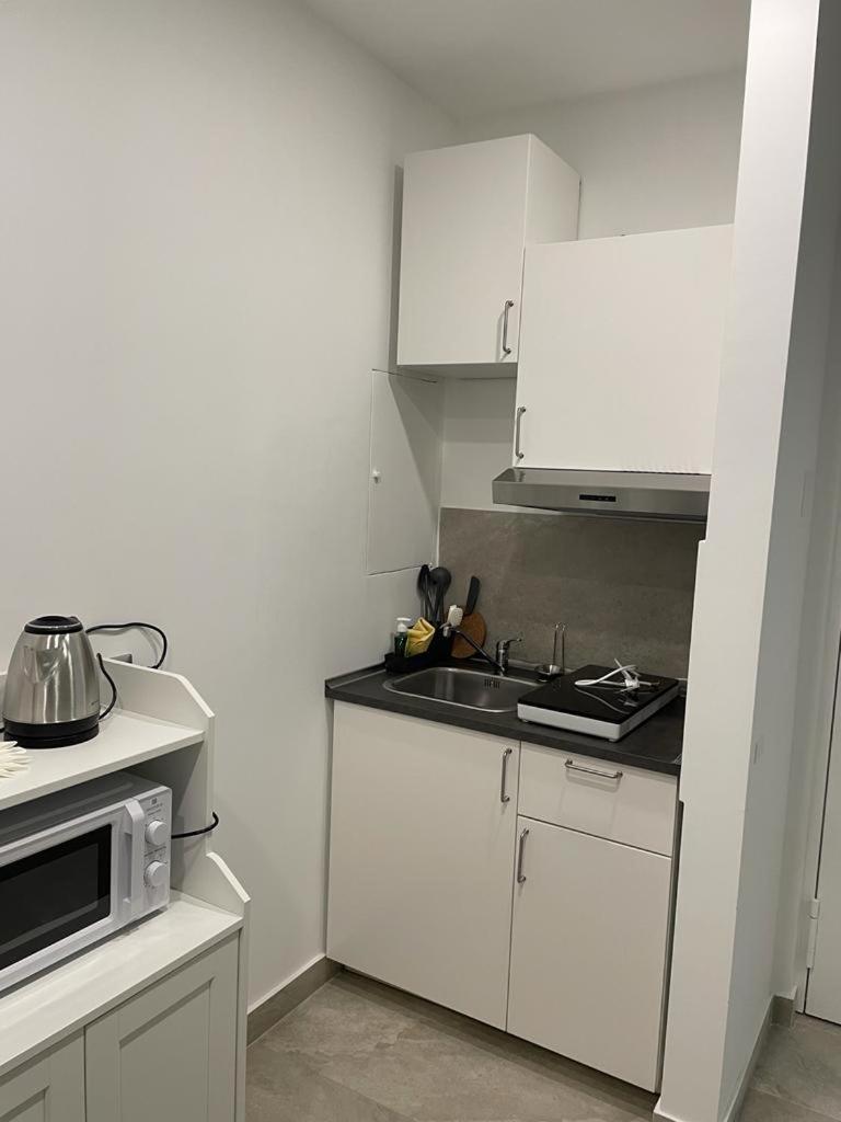 Domus Cervantes Apartment Napoli Ngoại thất bức ảnh